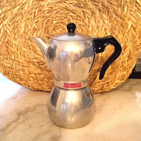 Italian Coffee pot - Picture 1 of 1